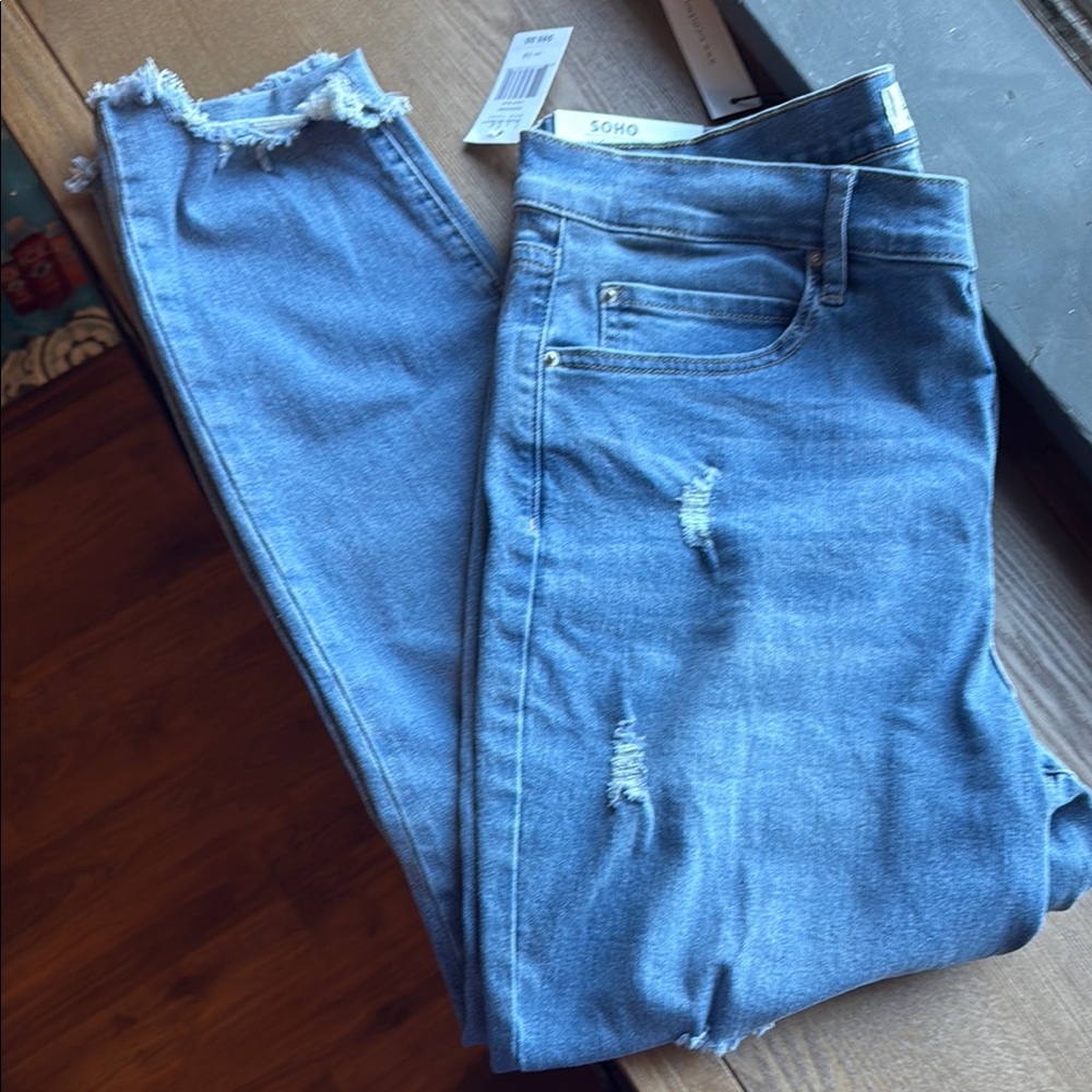 Nicole Miller New York Distressed Blue Jeans